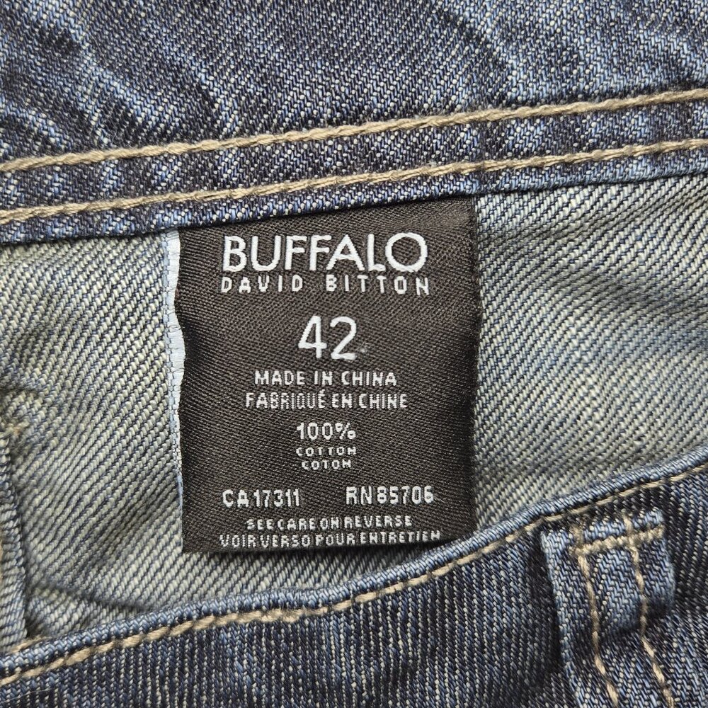 Men's Size 42 Buffalo Jeans (Easy Fit) - Picture 4 of 13